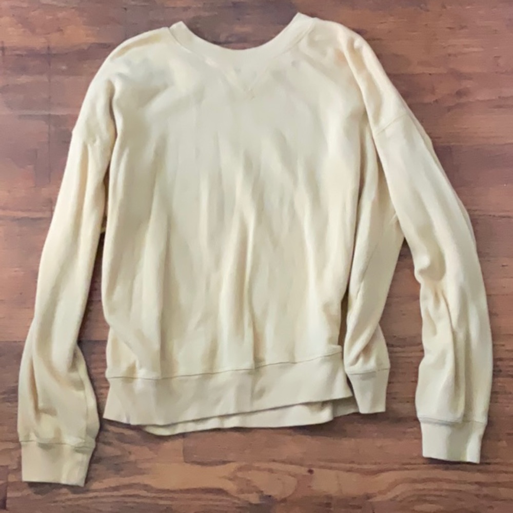 Crop yellow long sleeve
